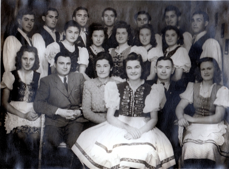 1948-ban-fuggetlen-ifjusagi-neptanccsoport